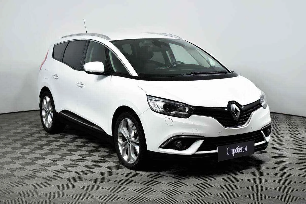 Renault Scenic, Белый, 2017, Робот, 110 л.с., цена от 945 000 руб.