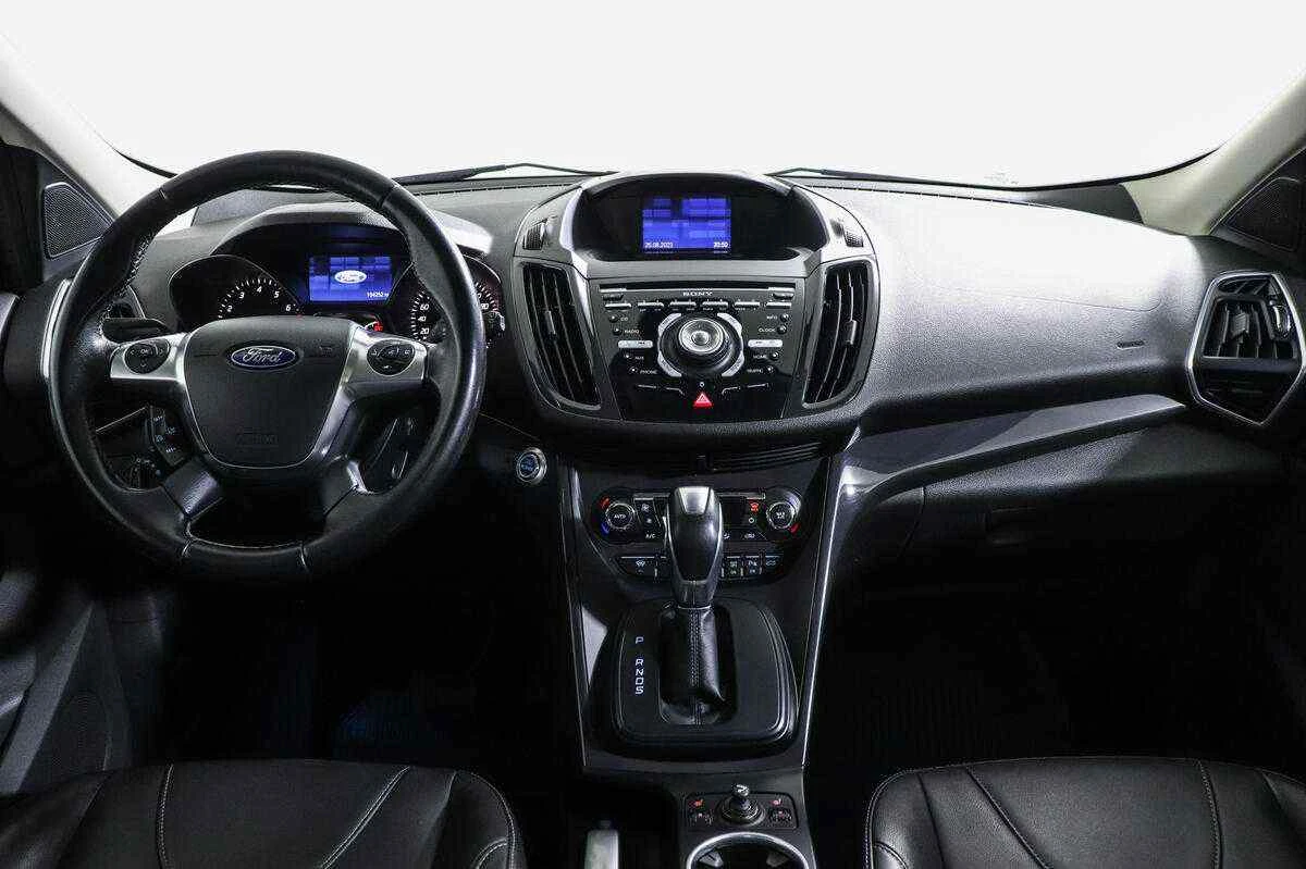 Ford Kuga, Зеленый, 2015, Автоматическая, 150 л.с., цена от 809 000 руб.