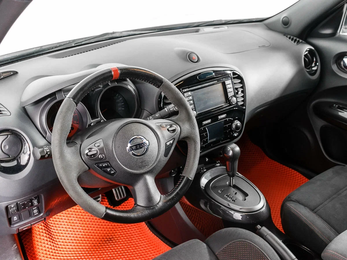 Nissan Juke, Белый, 2014, Вариатор, 190 л.с., цена от 899 000 руб.