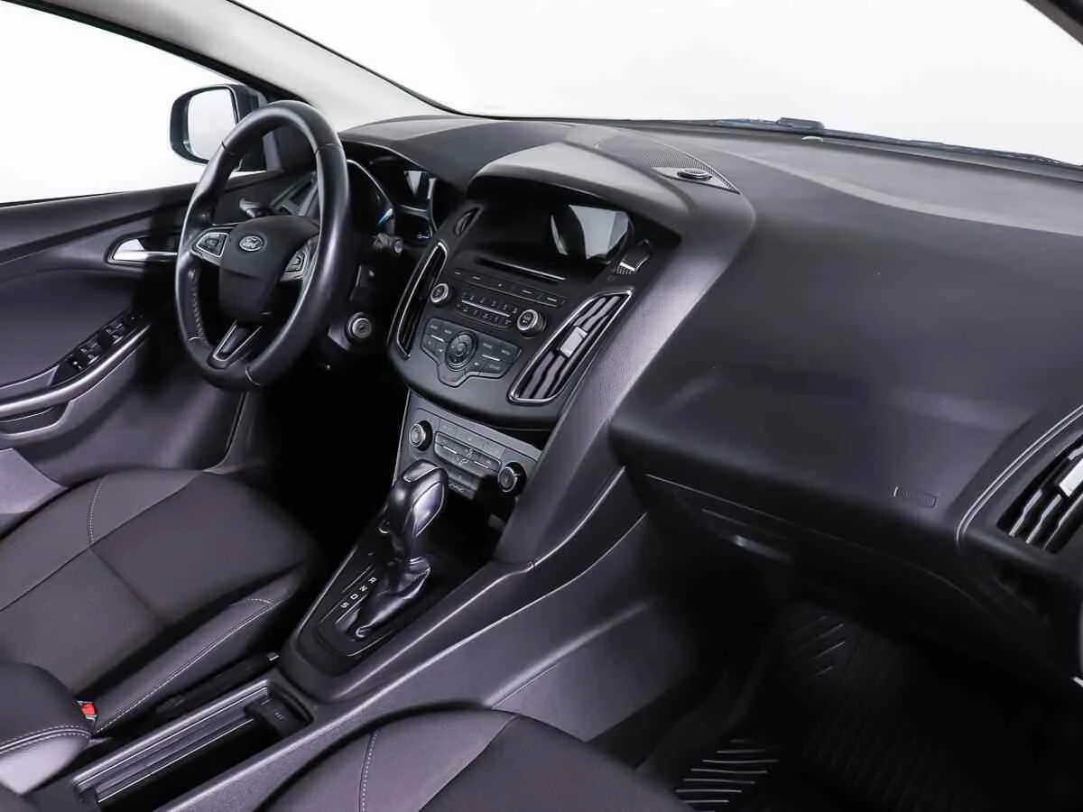 Ford Focus, Серый, 2018, Робот, 125 л.с., цена от 870 000 руб.