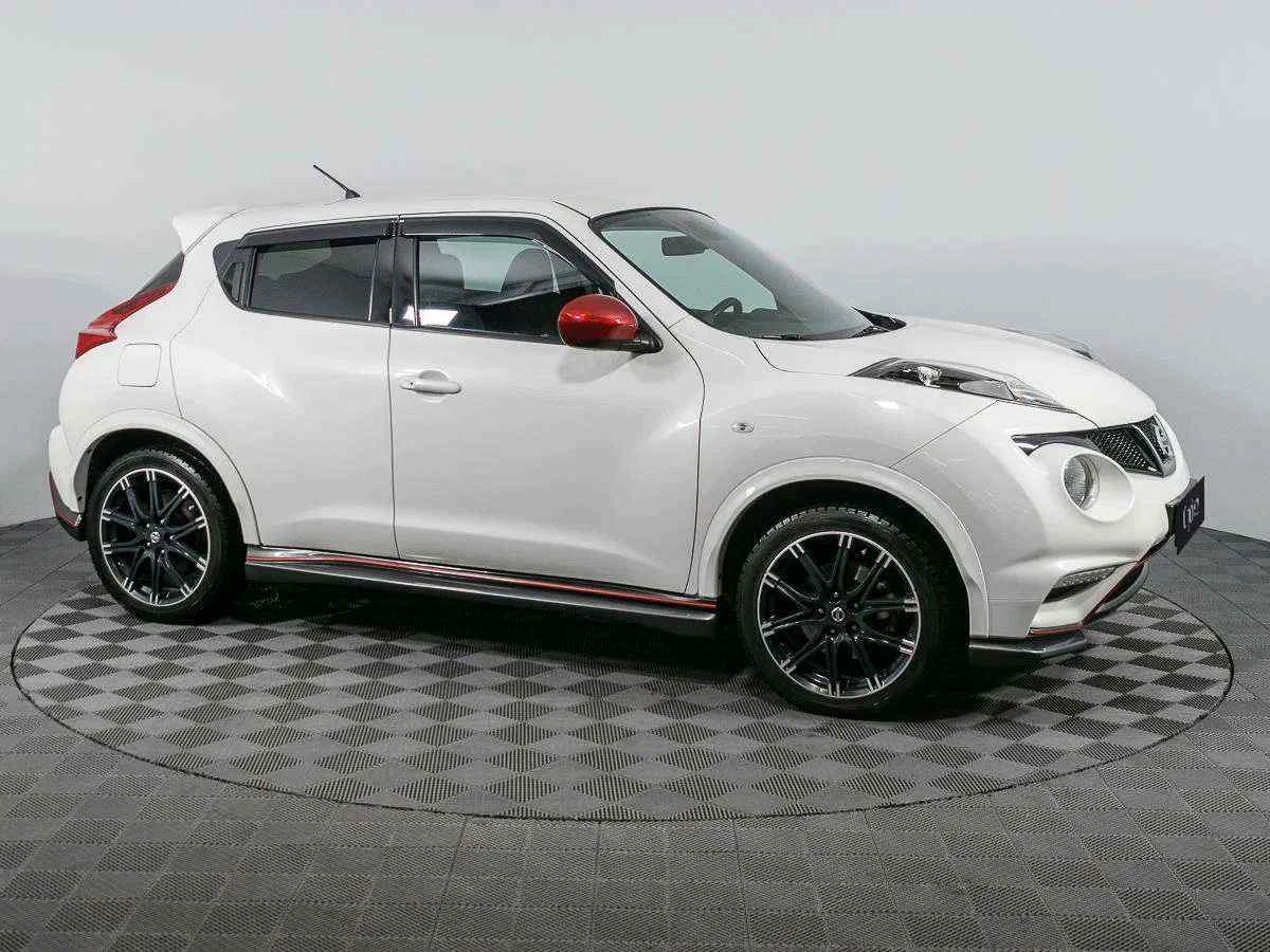 Nissan Juke, Белый, 2014, Вариатор, 190 л.с., цена от 899 000 руб.