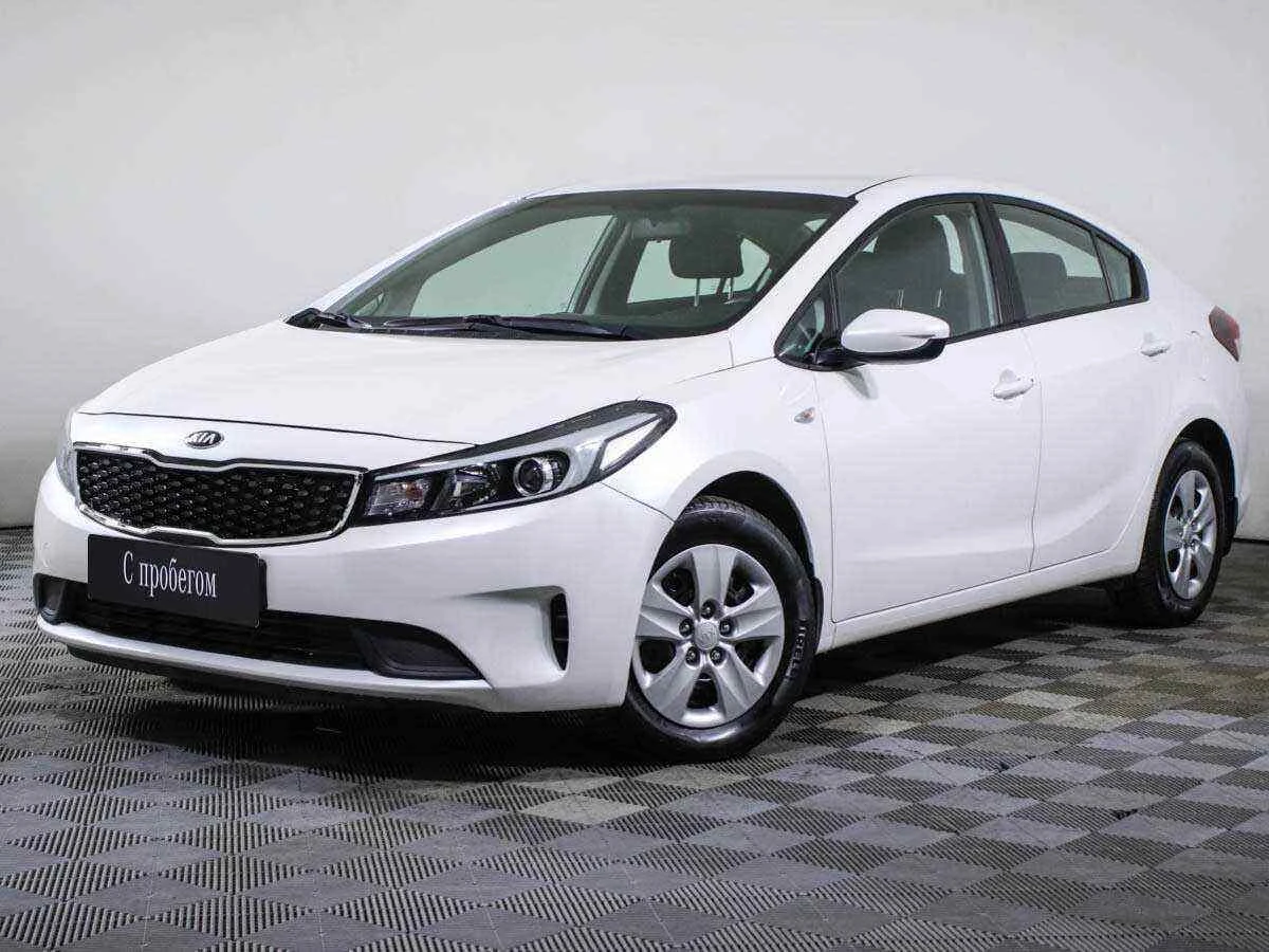 KIA Cerato, Белый, 2018, Автоматическая, 130 л.с., цена от 800 000 руб.
