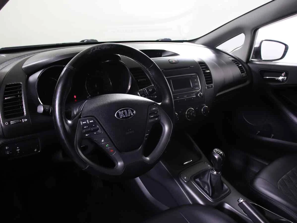 KIA Cerato, Белый, 2015, Механическая, 130 л.с., цена от 555 000 руб.