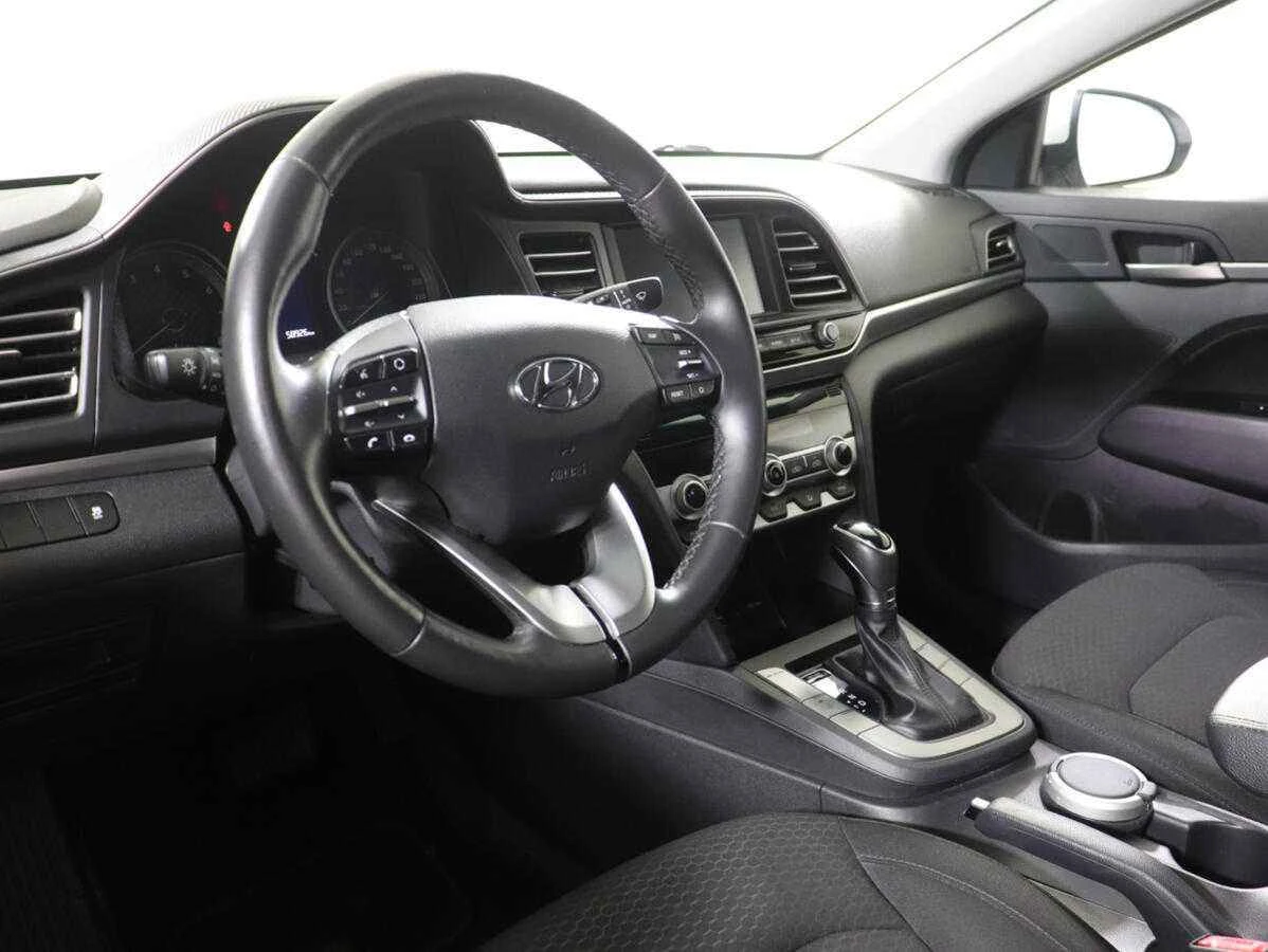 Hyundai Elantra, Белый, 2019, Автоматическая, 128 л.с., цена от 1 185 000 руб.