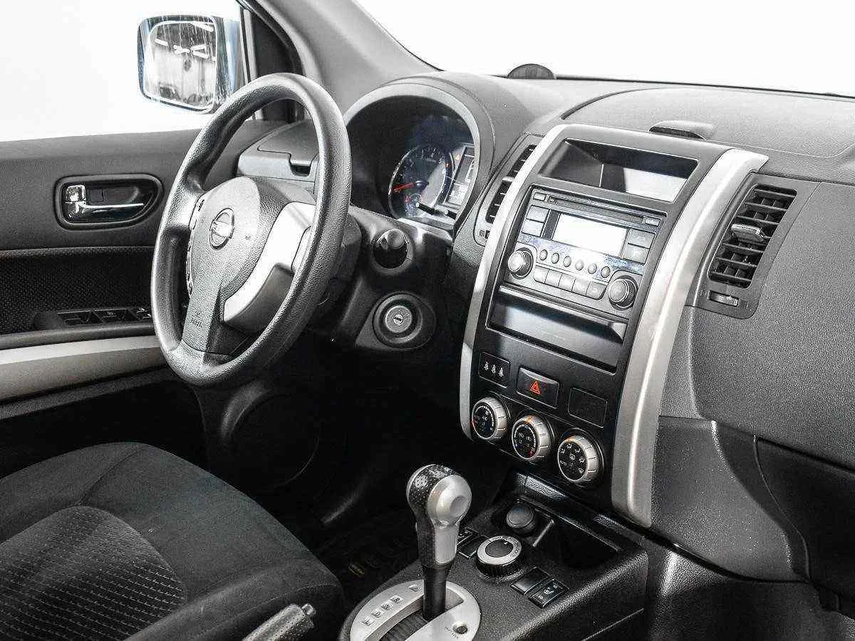Nissan X-Trail, Бежевый, 2014, Вариатор, 141 л.с., цена от 959 000 руб.