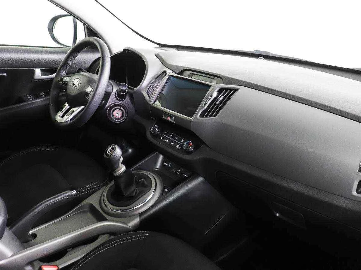 KIA Sportage, Белый, 2015, Механическая, 150 л.с., цена от 840 000 руб.