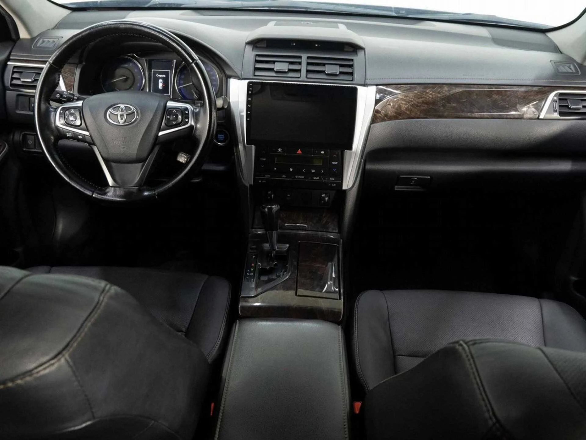 TOYOTA CAMRY, Черный, 2015, Автоматическая, 181 л.с., цена от 1 177 600 руб.