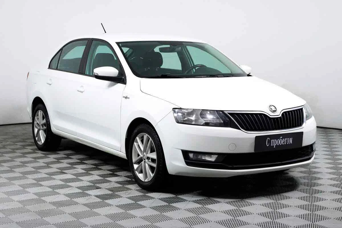 SKODA RAPID, Белый, 2019, Робот, 125 л.с., цена от 912 000 руб.