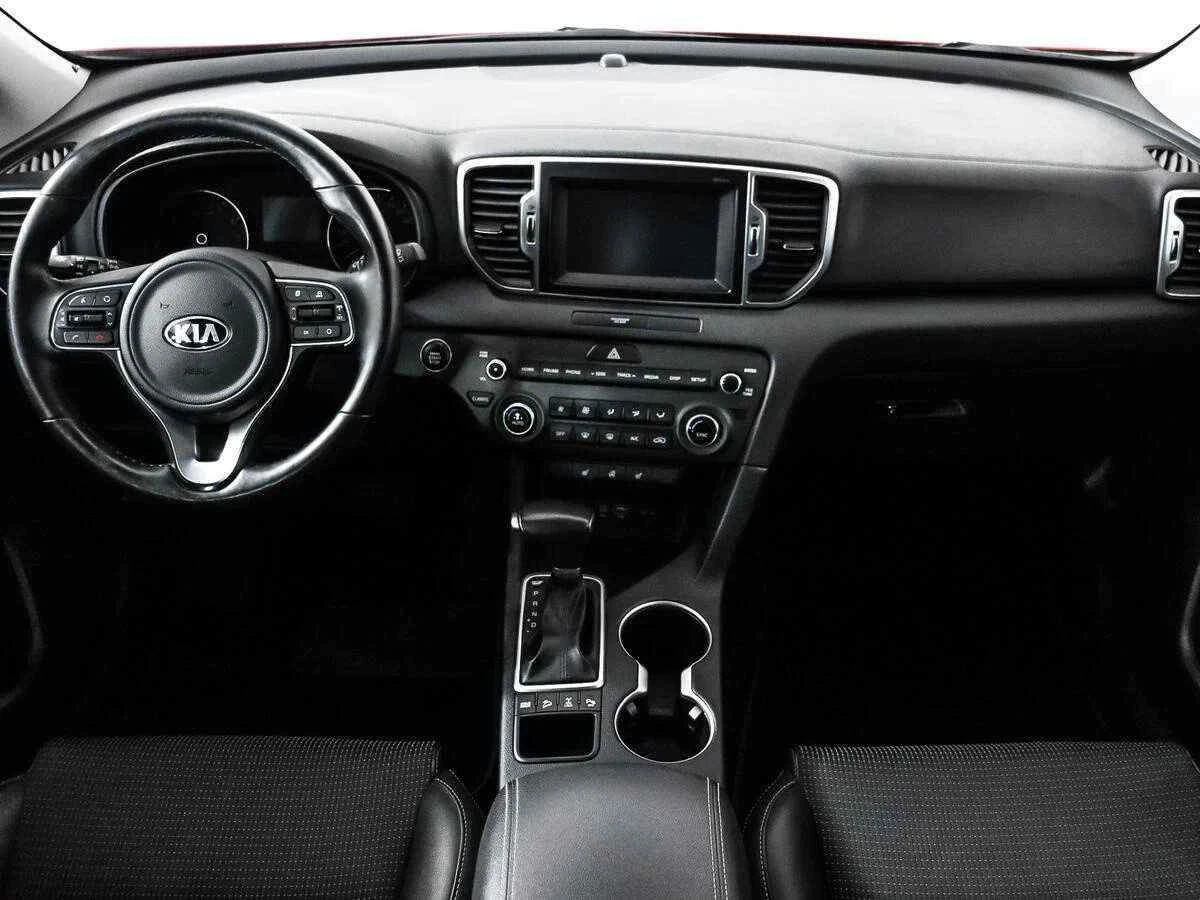 KIA Sportage, Красный, 2018, Автоматическая, 150 л.с., цена от 1 611 000 руб.