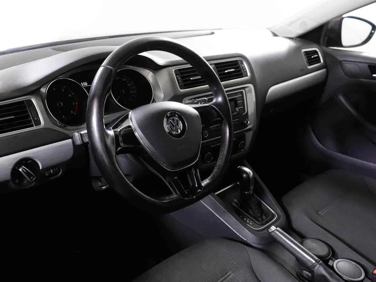 Volkswagen Jetta, Коричневый, 2014, Робот, 122 л.с., цена от 495 000 руб.