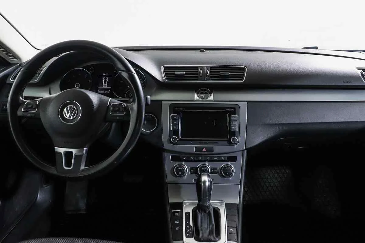 Volkswagen Passat CC, Коричневый, 2012, Робот, 152 л.с., цена от 695 000 руб.