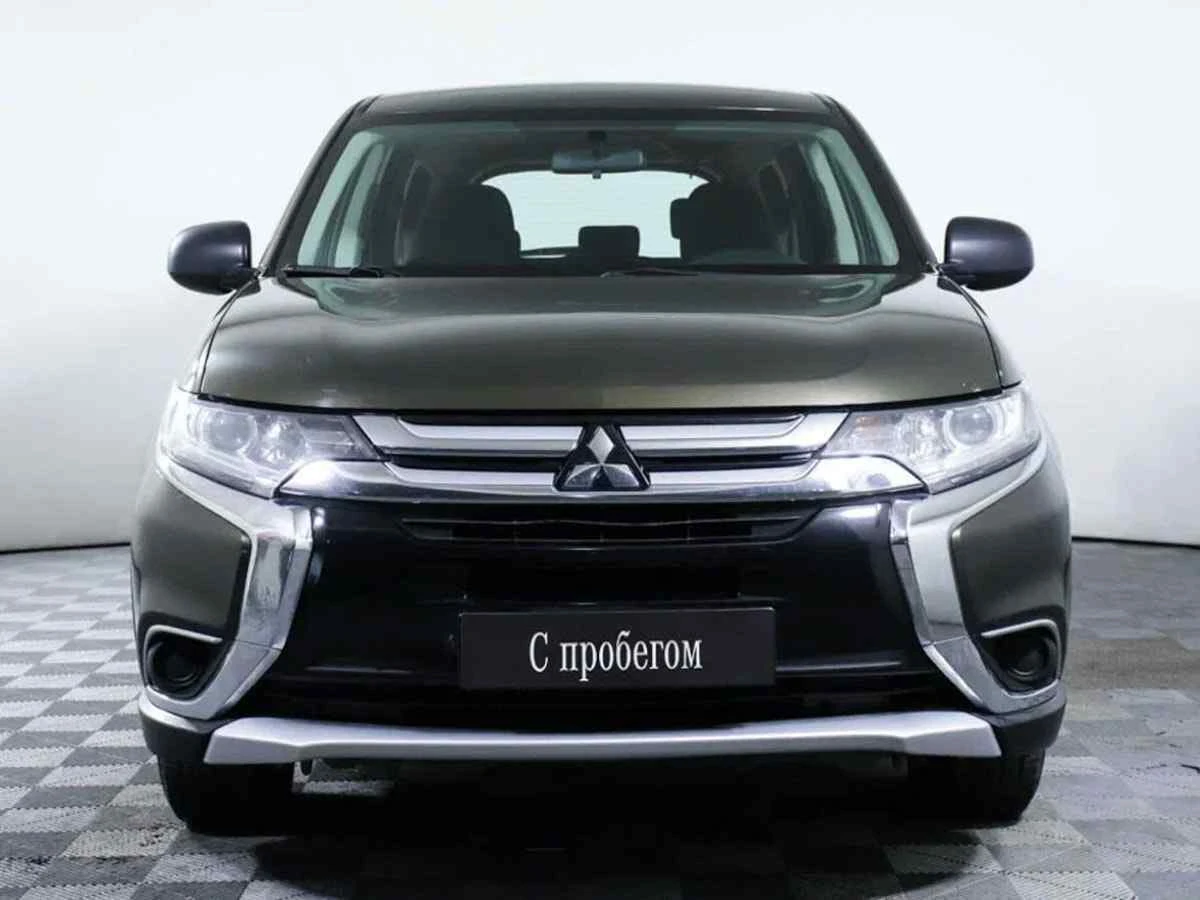 Mitsubishi Outlander, Зеленый, 2016, Вариатор, 167 л.с., цена от 1 418 000 руб.