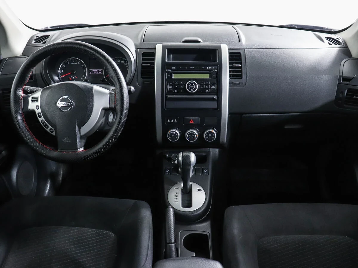 Nissan X-Trail, Серебряный, 2011, Вариатор, 141 л.с., цена от 678 000 руб.