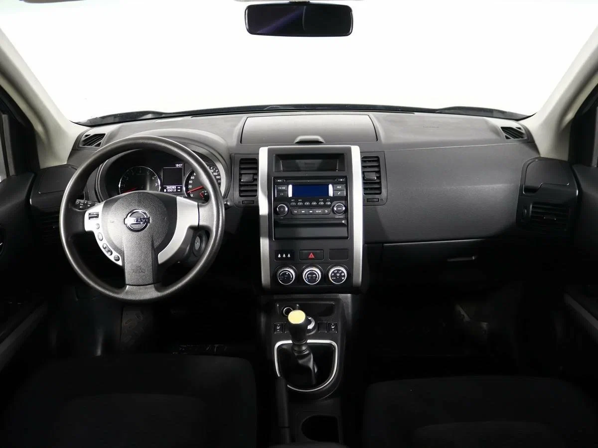 Nissan X-Trail, Серый, 2012, Механическая, 141 л.с., цена от 688 500 руб.