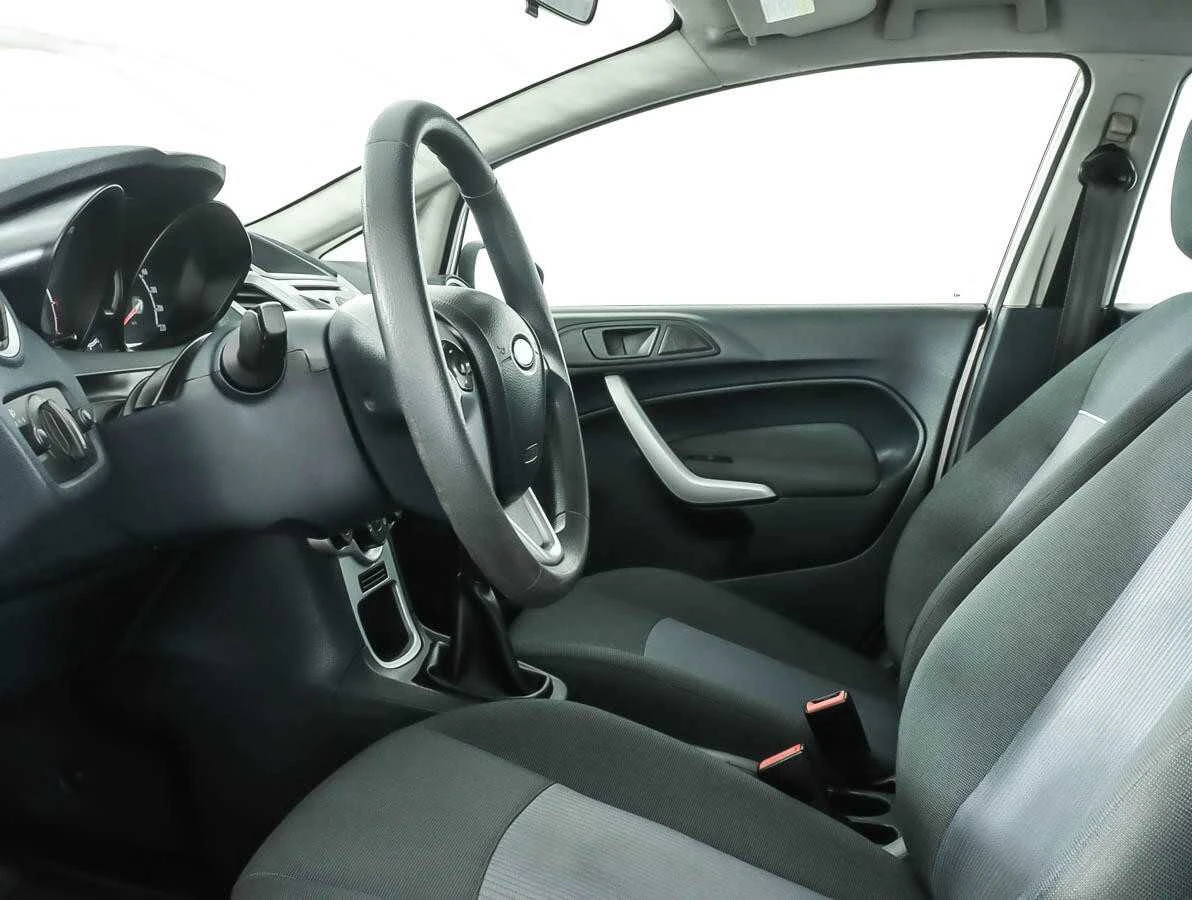 FORD FIESTA, Серебряный, 2012, Механическая, 96 л.с., цена от 408 000 руб.