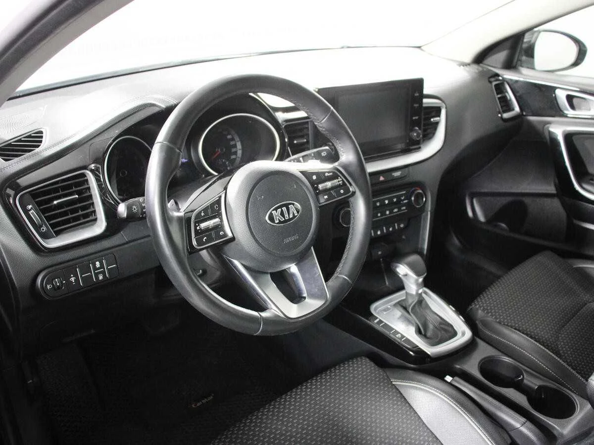 KIA CEED, Белый, 2020, Автоматическая, 128 л.с., цена от 1 232 000 руб.