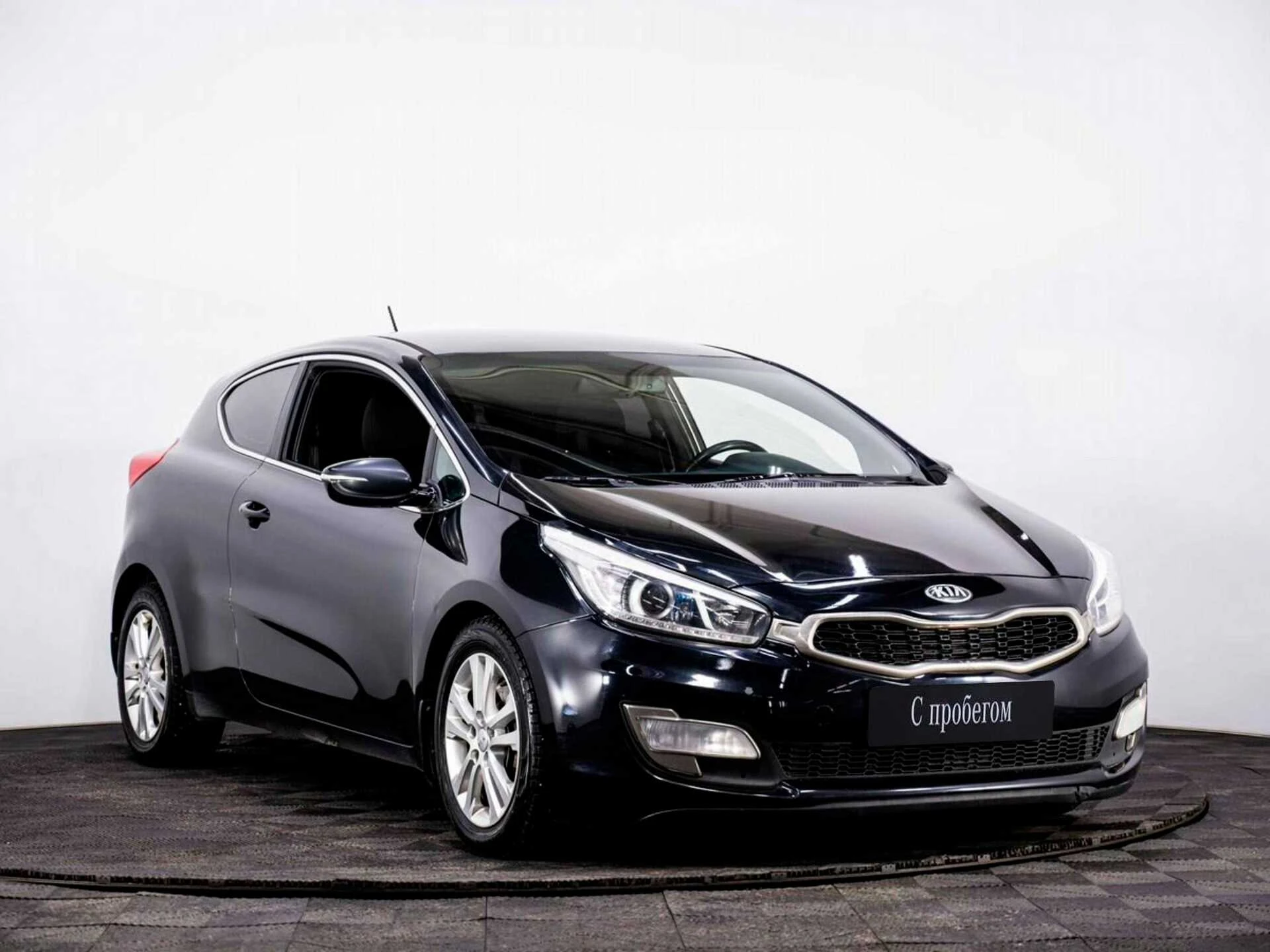 KIA CEED, Черный, 2013, Автоматическая, 129 л.с., цена от 640 000 руб.