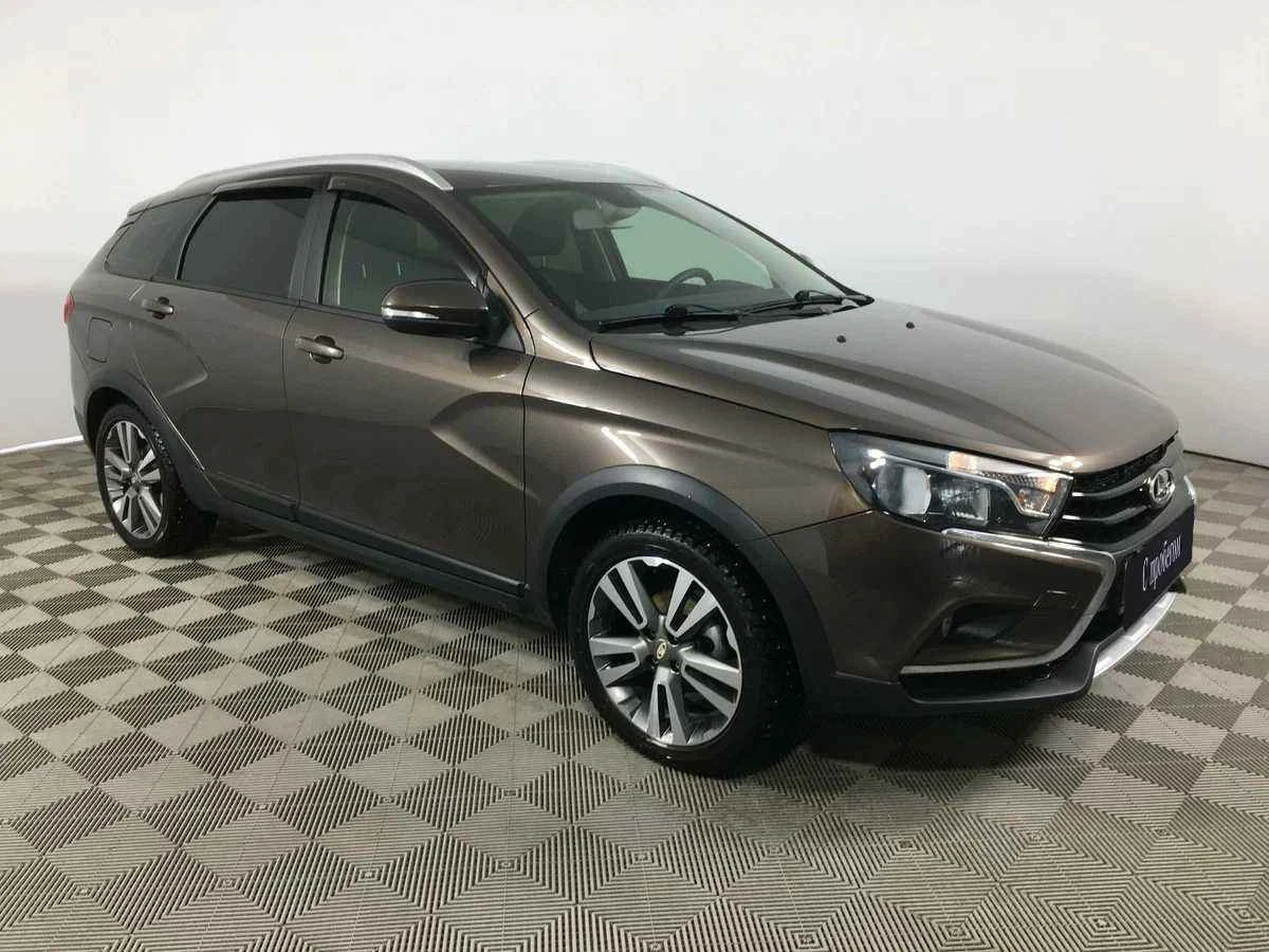 LADA Vesta SW Cross, Коричневый, 2019, Механическая, 122 л.с., цена от 733 000 руб.
