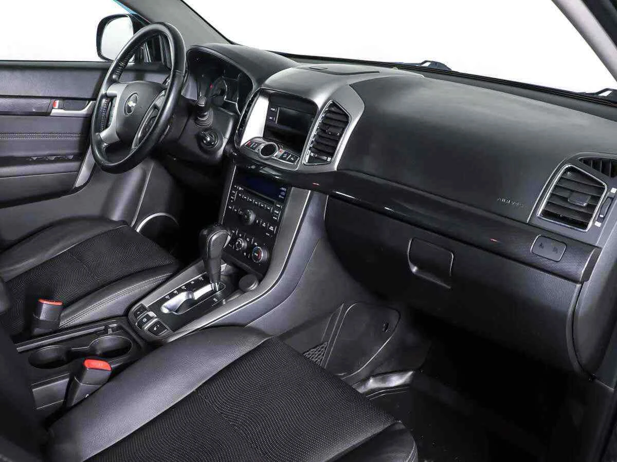 Chevrolet Captiva, Черный, 2014, Автоматическая, 184 л.с., цена от 1 039 000 руб.