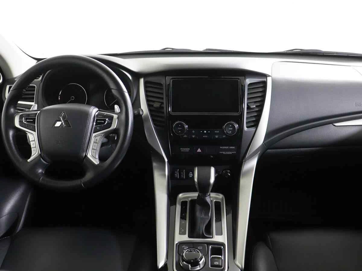 Mitsubishi Pajero Sport, Коричневый, 2018, Автоматическая, 181 л.с., цена от 2 413 000 руб.