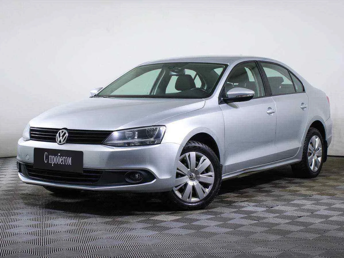 Volkswagen Jetta, Серебряный, 2012, Робот, 122 л.с., цена от 555 000 руб.