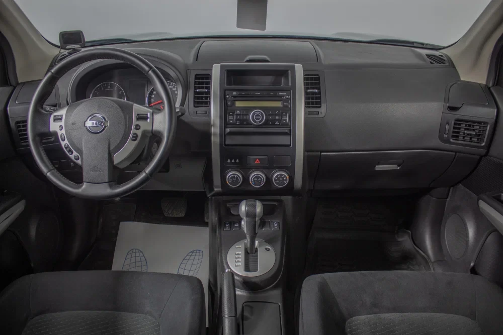 Nissan X-Trail, Серый, 2012, Вариатор, 137 л.с., цена от 730 000 руб.