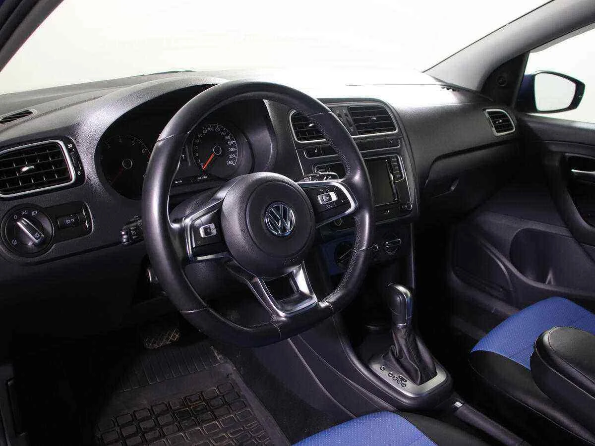 Volkswagen Polo, Синий, 2020, Автоматическая, 110 л.с., цена от 748 000 руб.