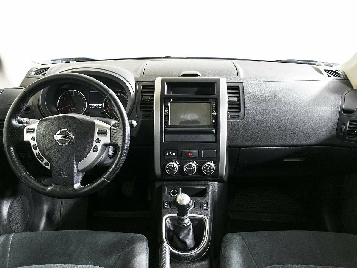 Nissan X-Trail, Серый, 2013, Механическая, 141 л.с., цена от 784 200 руб.