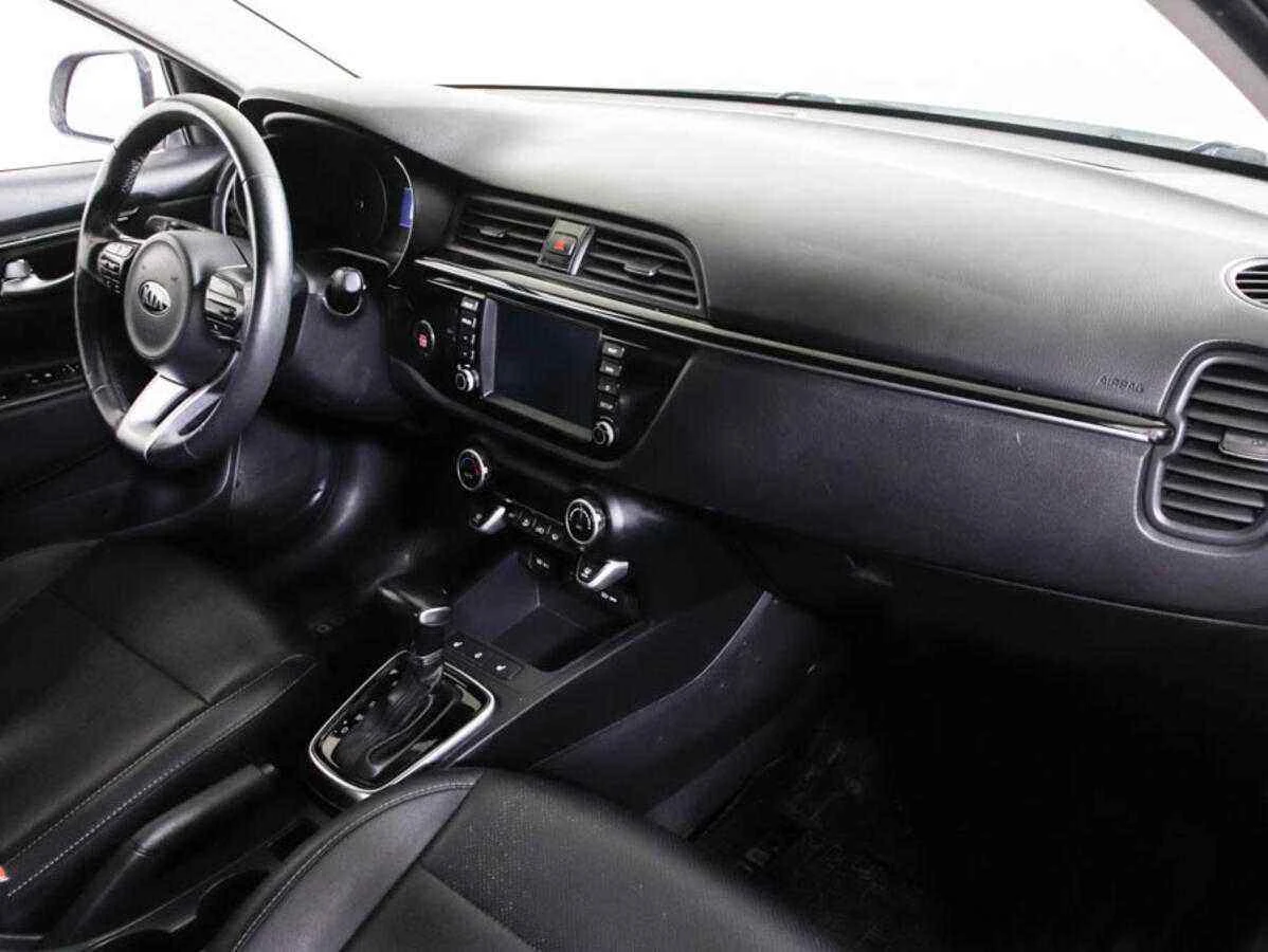 KIA Rio, Белый, 2017, Автоматическая, 123 л.с., цена от 650 000 руб.
