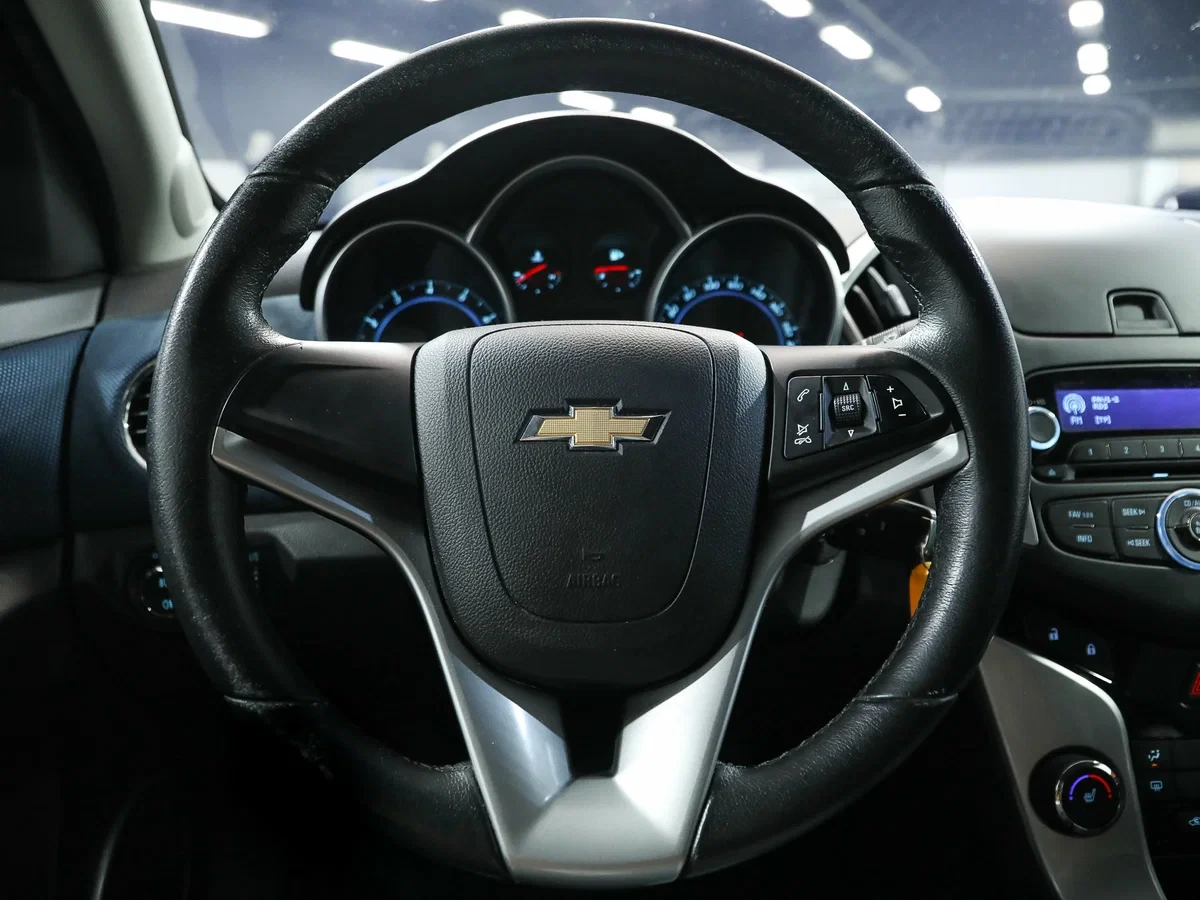 Chevrolet Cruze, Черный, 2015, Автоматическая, 141 л.с., цена от 495 100 руб.
