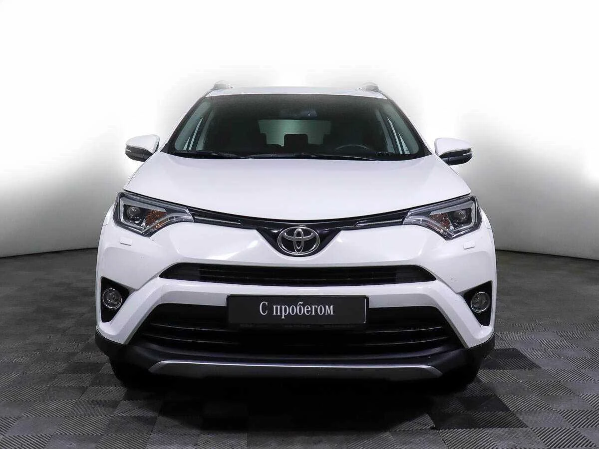 TOYOTA RAV4, Белый, 2018, Автоматическая, 180 л.с., цена от 2 040 000 руб.
