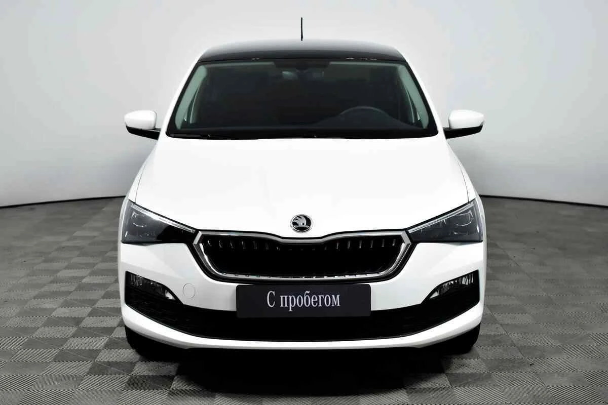 Skoda Rapid, Белый, 2021, Робот, 125 л.с., цена от 1 205 000 руб.