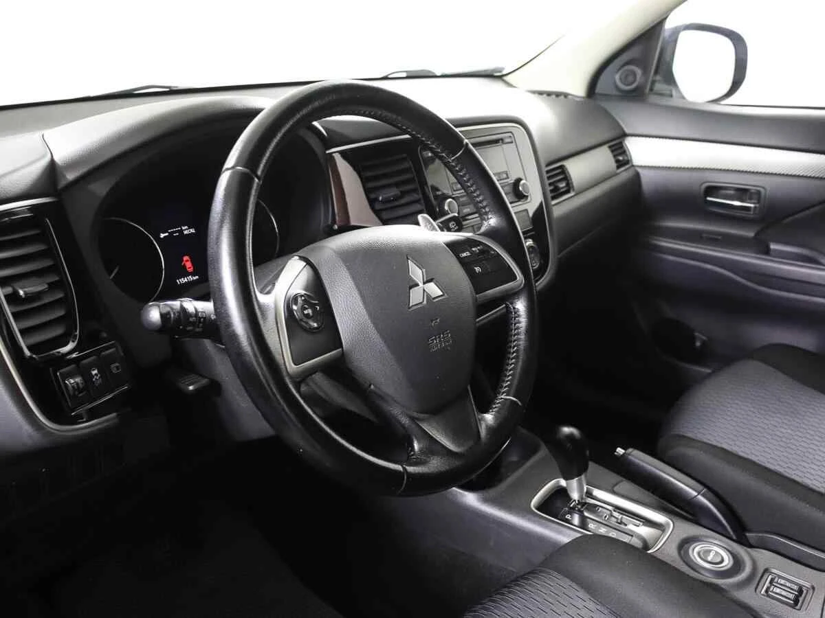 Mitsubishi Outlander, Серебряный, 2013, Вариатор, 167 л.с., цена от 749 000 руб.