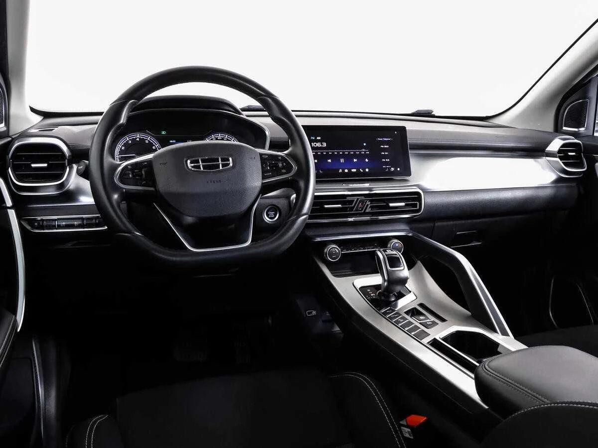 GEELY COOLRAY, Серый, 2021, Робот, 150 л.с., цена от 1 102 400 руб.