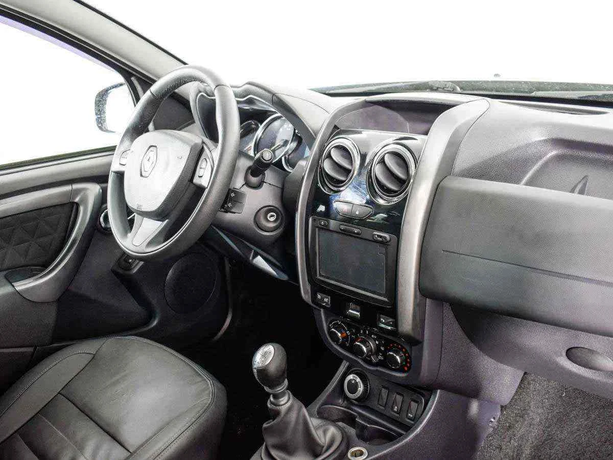 Renault Duster, Зеленый, 2016, Механическая, 109 л.с., цена от 936 000 руб.