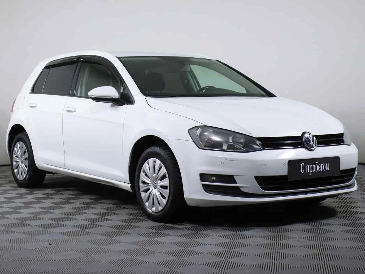 Volkswagen Golf, Белый, 2013, Робот, 105 л.с., цена от 480 000 руб.