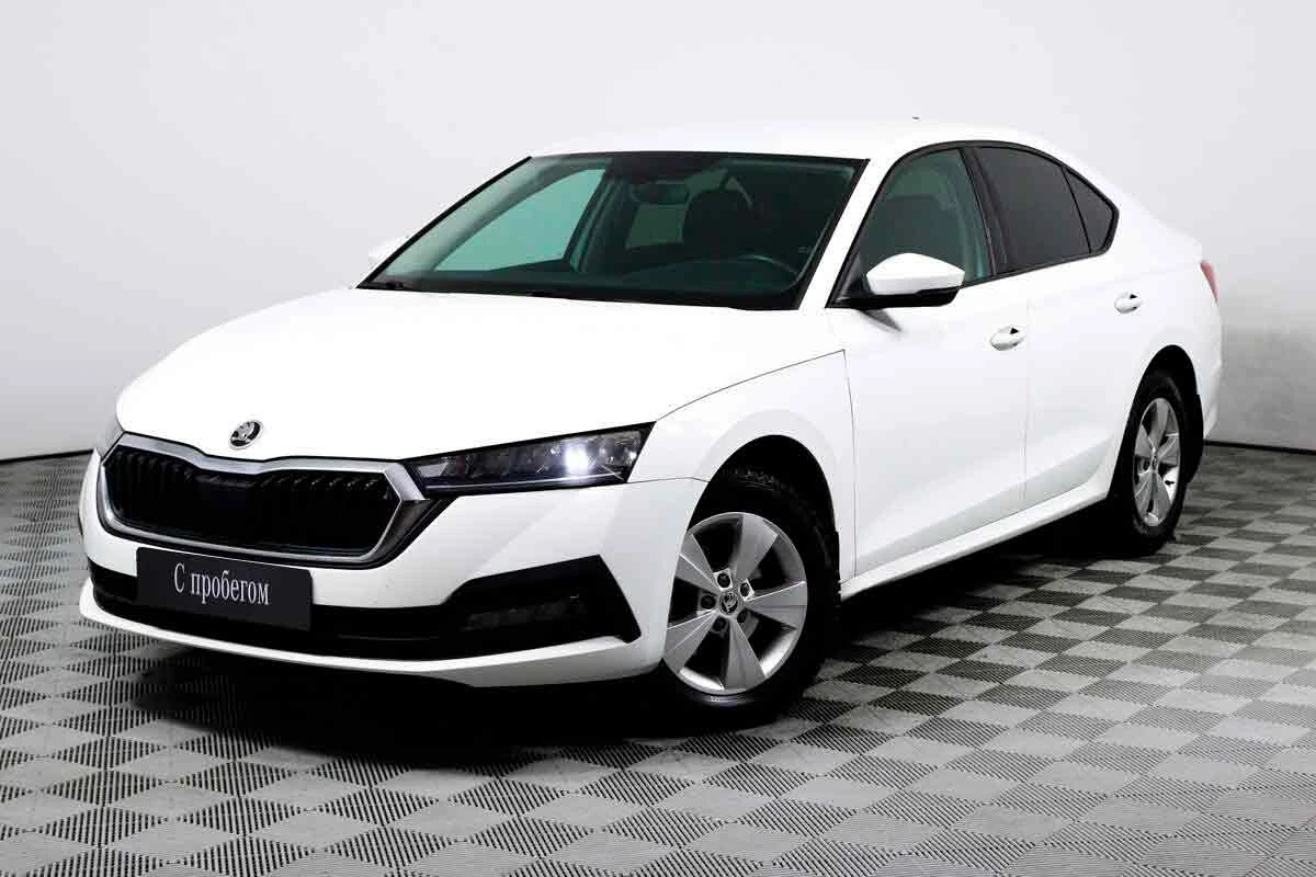 SKODA OCTAVIA, Белый, 2021, Автоматическая, 150 л.с., цена от 1 520 000 руб.