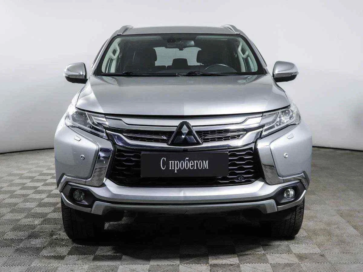 Mitsubishi Pajero Sport, Серебряный, 2017, Автоматическая, 209 л.с., цена от 2 098 000 руб.