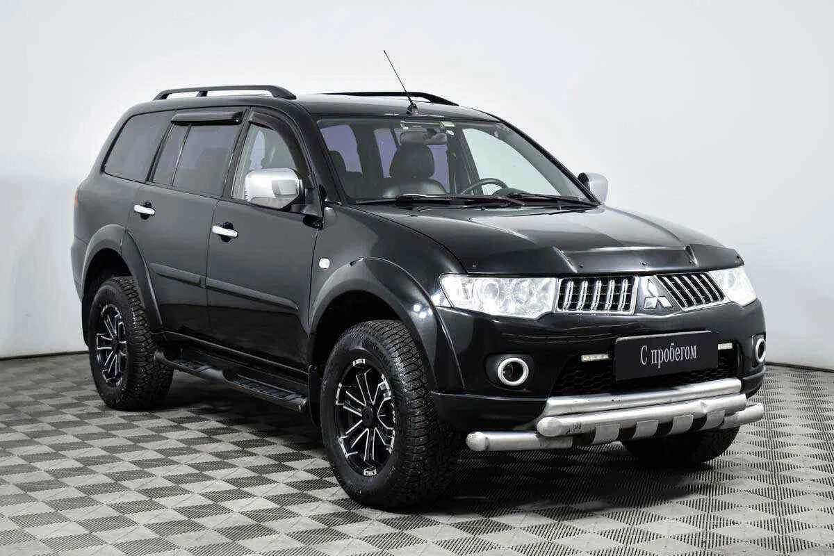 Mitsubishi Pajero Sport, Черный, 2013, Автоматическая, 178 л.с., цена от 1 199 900 руб.