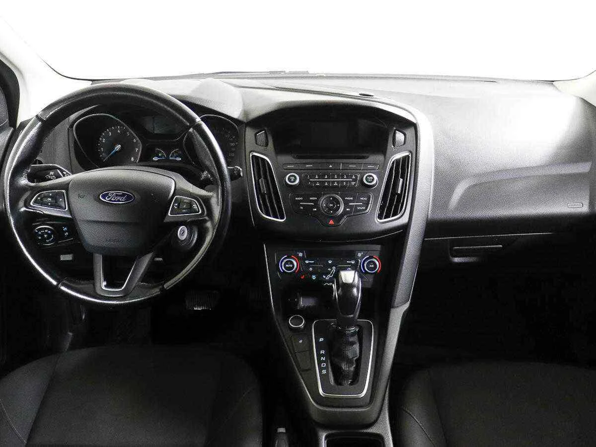 Ford Focus, Белый, 2018, Робот, 105 л.с., цена от 817 000 руб.