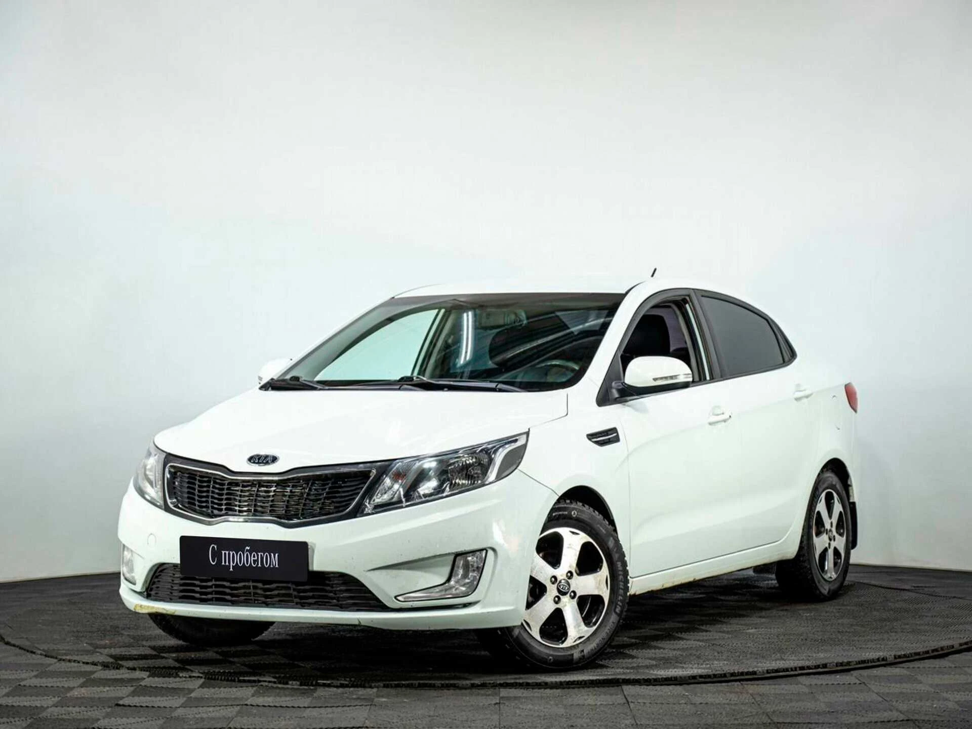 KIA RIO, Белый, 2012, Автоматическая, 123 л.с., цена от 736 000 руб.