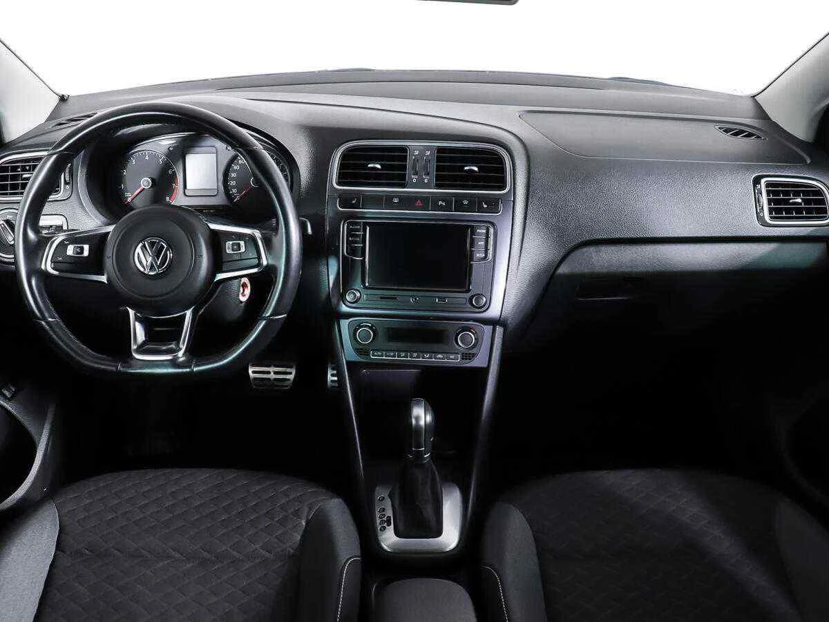 Volkswagen Polo, Бежевый, 2018, Автоматическая, 110 л.с., цена от 474 000 руб.