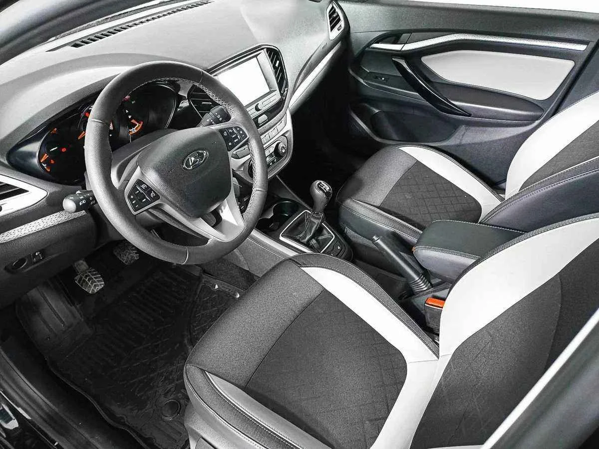 LADA Vesta SW Cross, Черный, 2021, Механическая, 106 л.с., цена от 998 000 руб.