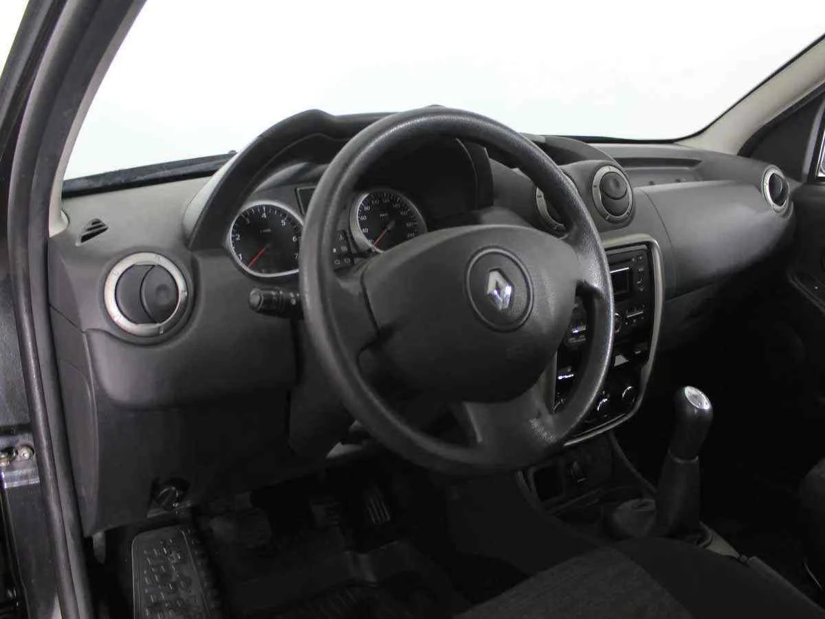 Renault Duster, Черный, 2014, Механическая, 102 л.с., цена от 761 000 руб.