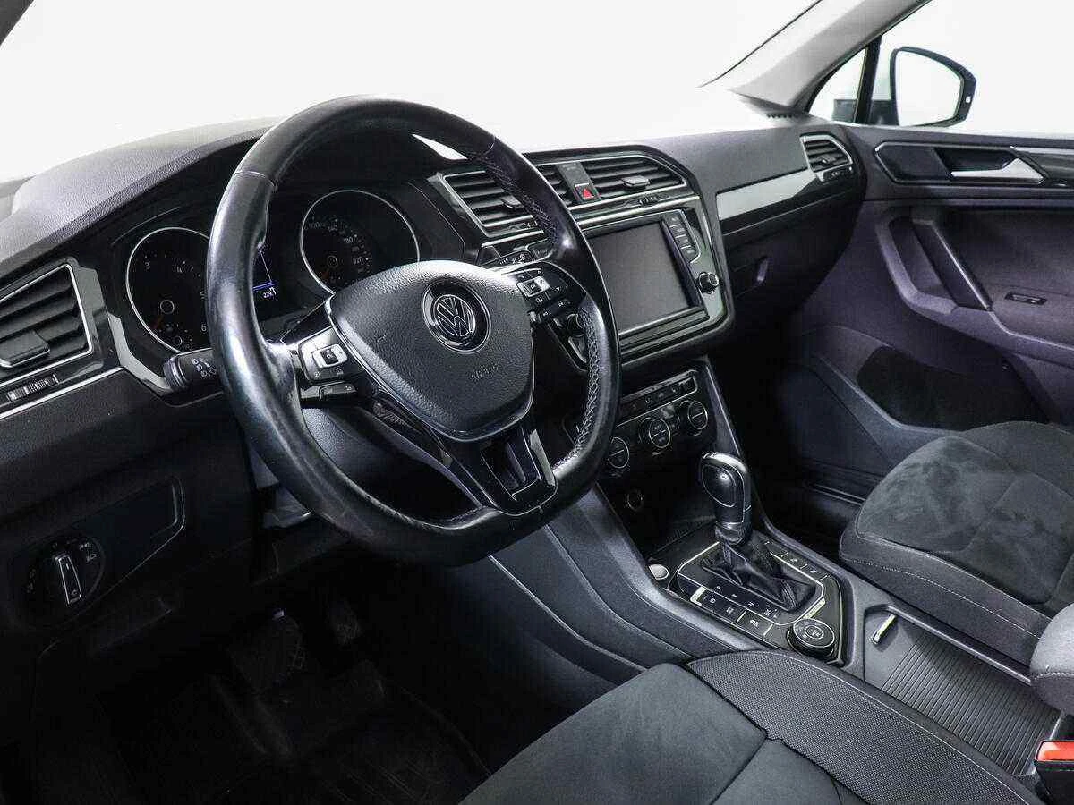 Volkswagen Tiguan, Белый, 2016, Робот, 150 л.с., цена от 898 000 руб.
