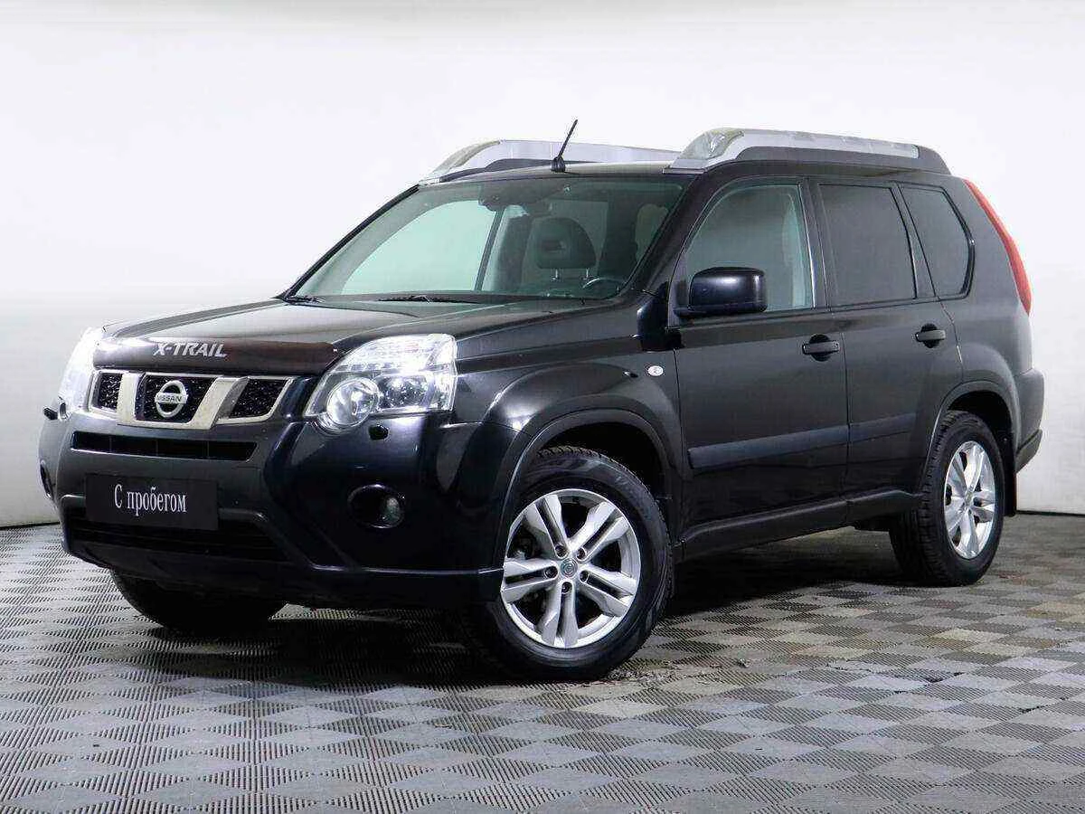 Nissan X-Trail, Черный, 2014, Вариатор, 141 л.с., цена от 820 000 руб.