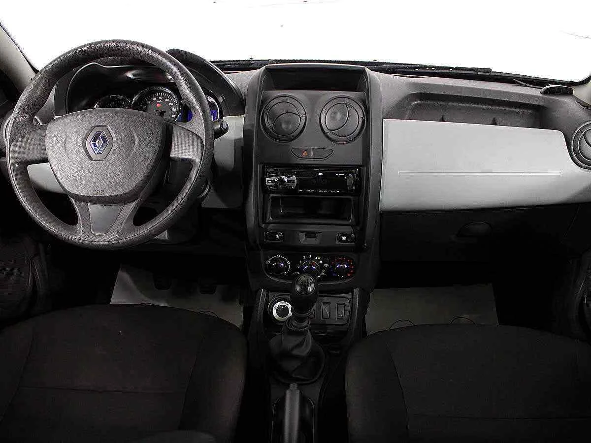 Renault Duster, Черный, 2017, Механическая, 114 л.с., цена от 1 122 000 руб.