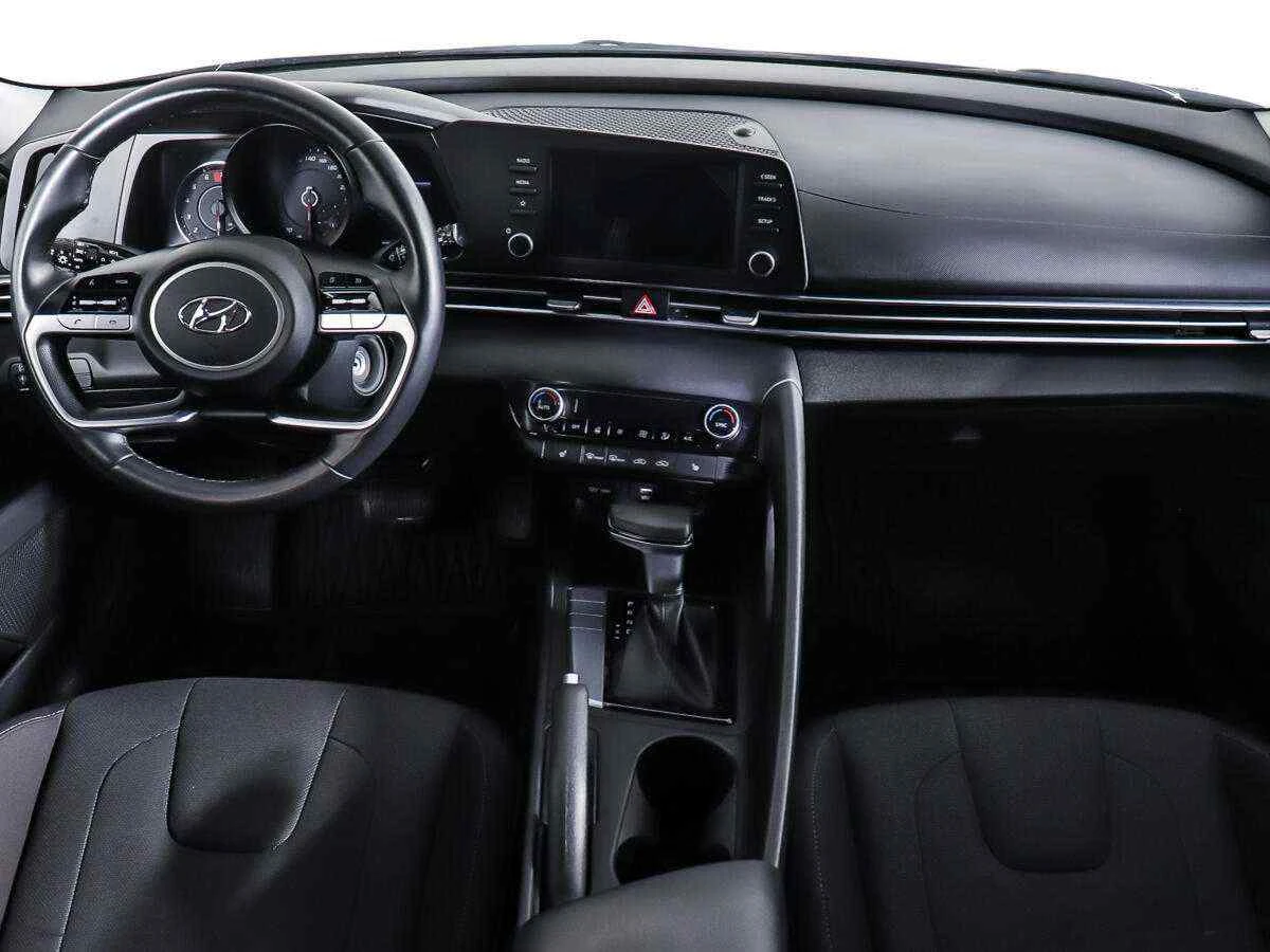 Hyundai Elantra, Серый, 2021, Автоматическая, 150 л.с., цена от 1 565 000 руб.