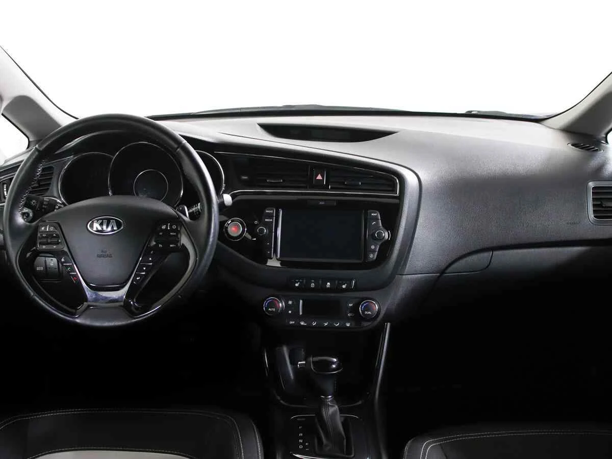 KIA Ceed, Серый, 2018, Робот, 135 л.с., цена от 969 000 руб.
