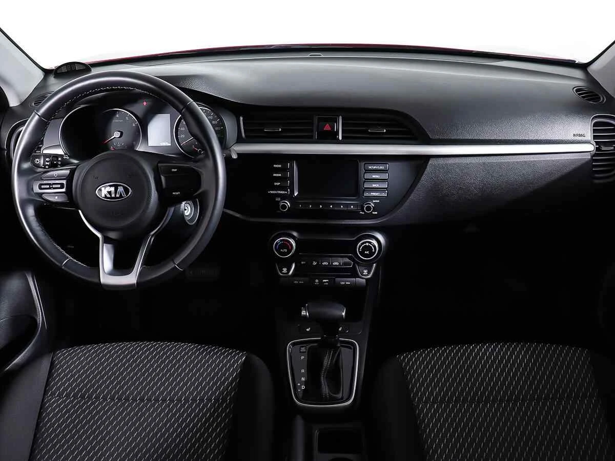 KIA Rio, Красный, 2019, Автоматическая, 123 л.с., цена от 895 000 руб.